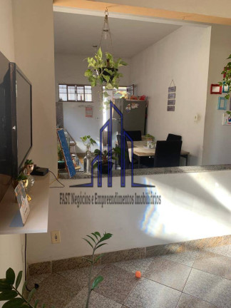 Imagem Casa com 7 Quartos à Venda, 261 m² em Ampliação - Itaboraí