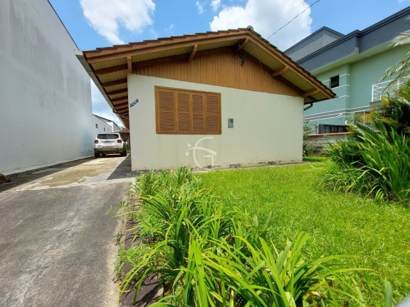 Imagem Casa com 3 Quartos à Venda, 60 m² em Glória - Joinville Imagem Casa com 3 Quartos à Venda, 60 m² em Glória - Joinville