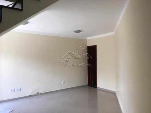 Imagem Sobrado com 3 Quartos à Venda, em Itaquera - São Paulo Imagem Sobrado com 3 Quartos à Venda, em Itaquera - São Paulo