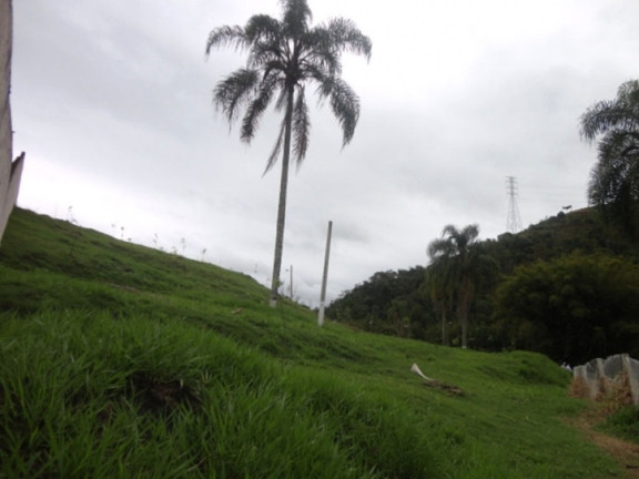 Imagem Terreno à Venda, 1.324 m² em Angola - Santa Branca Imagem Terreno à Venda, 1.324 m² em Angola - Santa Branca