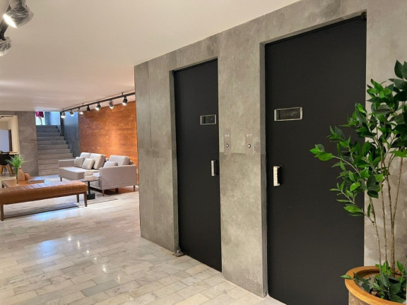Imagem Apartamento com 1 Quarto à Venda, 30 m² em Centro Histórico - Porto Alegre Imagem Apartamento com 1 Quarto à Venda, 30 m² em Centro Histórico - Porto Alegre