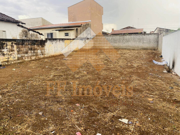 Imagem Terreno à Venda, 250 m² em Chácara Parque Club - São Carlos Imagem Terreno à Venda, 250 m² em Chácara Parque Club - São Carlos