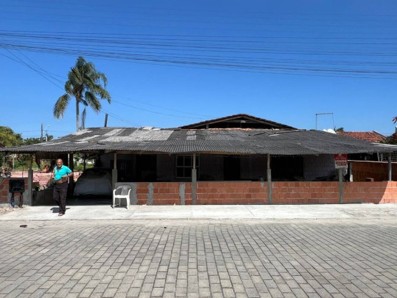 Imagem Casa com 4 Quartos à Venda, 150 m² em Pinheiros - Balneário Barra Do Sul Imagem Casa com 4 Quartos à Venda, 150 m² em Pinheiros - Balneário Barra Do Sul