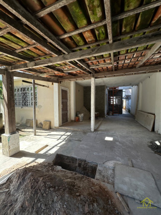 Imagem Casa com 4 Quartos à Venda, 250 m² em Itapuã - Vila Velha Imagem Casa com 4 Quartos à Venda, 250 m² em Itapuã - Vila Velha