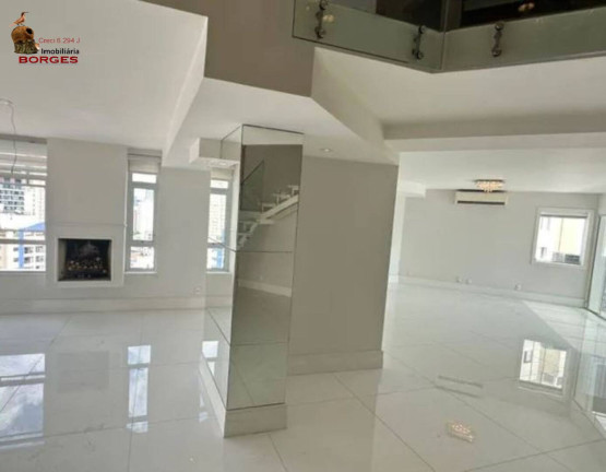 Imagem Cobertura com 3 Quartos à Venda, 250 m² em Vila Nova Conceição - São Paulo