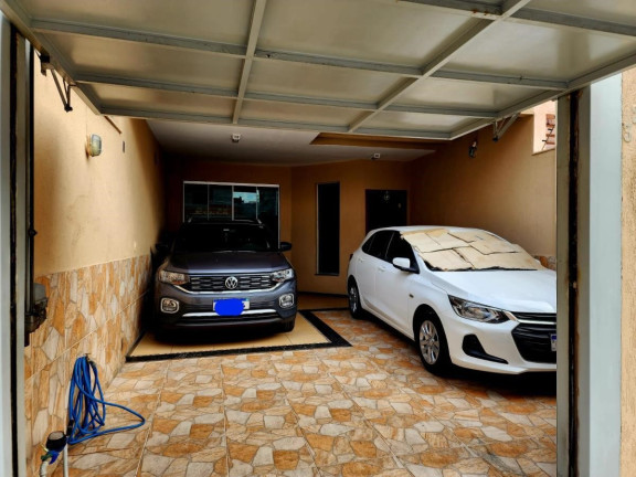 Imagem Casa com 3 Quartos à Venda, 140 m² em Cabral - Contagem Imagem Casa com 3 Quartos à Venda, 140 m² em Cabral - Contagem