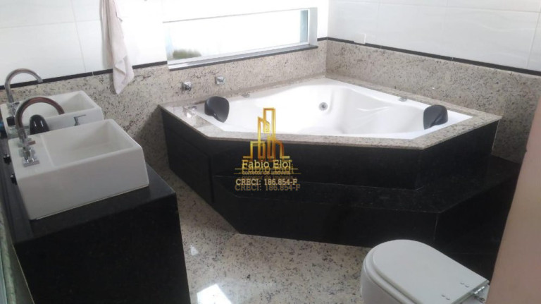 Imagem Casa com 3 Quartos à Venda, 340 m² em Centro Alto - Ribeirão Pires Imagem Casa com 3 Quartos à Venda, 340 m² em Centro Alto - Ribeirão Pires