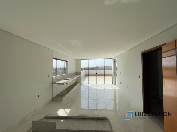 Imagem Cobertura com 3 Quartos à Venda, 167 m² em Campos Elíseos - Patos De Minas