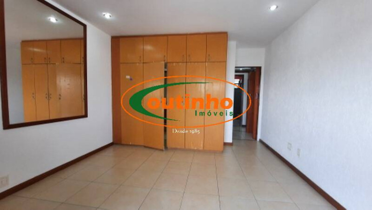 Imagem Apartamento com 4 Quartos à Venda, 199 m² em Tijuca - Rio De Janeiro Imagem Apartamento com 4 Quartos à Venda, 199 m² em Tijuca - Rio De Janeiro