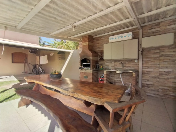 Imagem Casa com 4 Quartos à Venda, 155 m² em Pontal De Santa Mônica - Guarapari Imagem Casa com 4 Quartos à Venda, 155 m² em Pontal De Santa Mônica - Guarapari