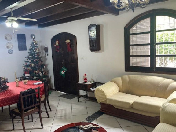 Imagem Casa com 6 Quartos à Venda, 285 m² em Piratininga - Niterói Imagem Casa com 6 Quartos à Venda, 285 m² em Piratininga - Niterói