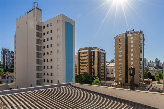 Imagem Imóvel à Venda, 62 m² em Auxiliadora - Porto Alegre Imagem Imóvel à Venda, 62 m² em Auxiliadora - Porto Alegre