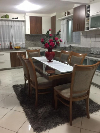 Imagem Casa com 3 Quartos à Venda, 409 m² em Serraria - São José Imagem Casa com 3 Quartos à Venda, 409 m² em Serraria - São José
