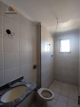 Imagem Apartamento com 2 Quartos à Venda, 65 m² em Mirim - Praia Grande