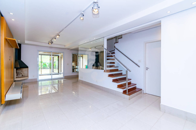 Imagem Casa de Condomínio com 3 Quartos para Alugar, 195 m² em Alphaville - Santana De Parnaíba Imagem Casa de Condomínio com 3 Quartos para Alugar, 195 m² em Alphaville - Santana De Parnaíba