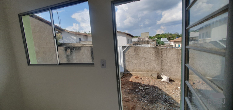 Imagem Casa com 2 Quartos à Venda, em Dumaville - Esmeraldas Imagem Casa com 2 Quartos à Venda, em Dumaville - Esmeraldas