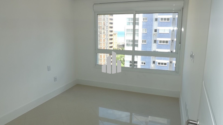 Imagem Apartamento com 3 Quartos à Venda, 109 m² em Praia Grande - Torres