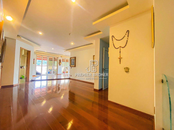 Imagem Cobertura com 2 Quartos à Venda, 156 m² em Várzea - Teresópolis Imagem Cobertura com 2 Quartos à Venda, 156 m² em Várzea - Teresópolis