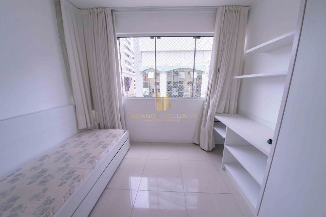 Imagem Apartamento com 3 Quartos à Venda, 120 m² em Centro - Balneário Camboriú