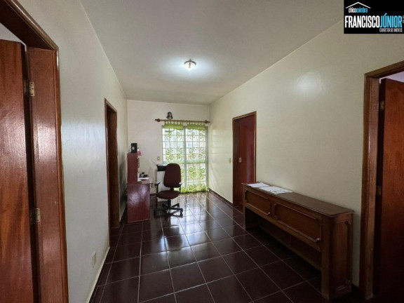 Imagem Casa com 4 Quartos à Venda, 464 m² em Setor Campinas - Goiânia Imagem Casa com 4 Quartos à Venda, 464 m² em Setor Campinas - Goiânia