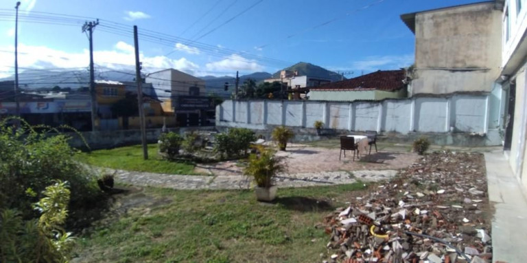 Imagem Imóvel com 3 Quartos à Venda, 316 m² em Campo Grande - Rio De Janeiro Imagem Imóvel com 3 Quartos à Venda, 316 m² em Campo Grande - Rio De Janeiro