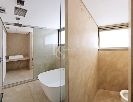 Imagem Apartamento com 3 Quartos à Venda, 387 m² em Moinhos De Vento - Porto Alegre Imagem Apartamento com 3 Quartos à Venda, 387 m² em Moinhos De Vento - Porto Alegre