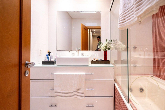 Imagem Apartamento com 3 Quartos à Venda, 180 m² em Tatuapé - São Paulo Imagem Apartamento com 3 Quartos à Venda, 180 m² em Tatuapé - São Paulo