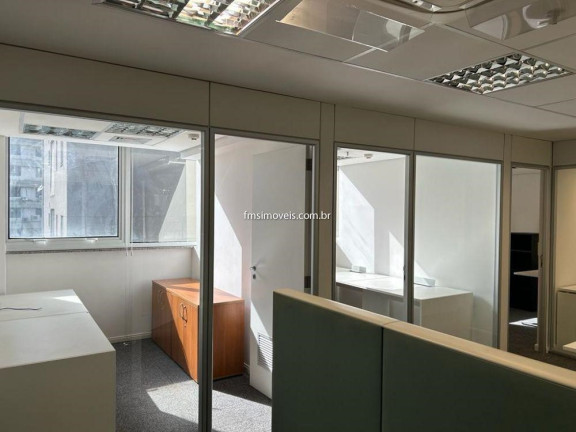 Imagem Sala Comercial à Venda, 383 m² em Itaim Bibi - São Paulo Imagem Sala Comercial à Venda, 383 m² em Itaim Bibi - São Paulo