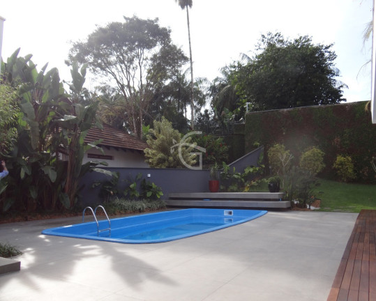 Imagem Casa com 4 Quartos à Venda, 500 m² em Glória - Joinville