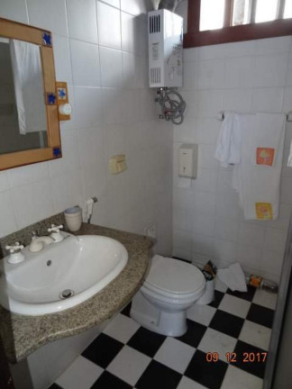 Imagem Sobrado com 18 Quartos à Venda, 300 m² em Centro - São Sebastião Imagem Sobrado com 18 Quartos à Venda, 300 m² em Centro - São Sebastião