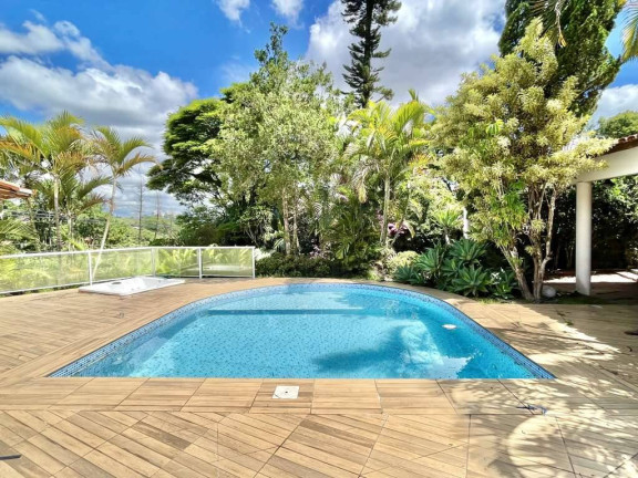 Casa com 4 Quartos à Venda,  em Chácara São João - Carapicuíba