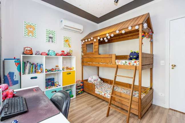 Imagem Imóvel com 4 Quartos à Venda, 172 m² em Moema - São Paulo Imagem Imóvel com 4 Quartos à Venda, 172 m² em Moema - São Paulo