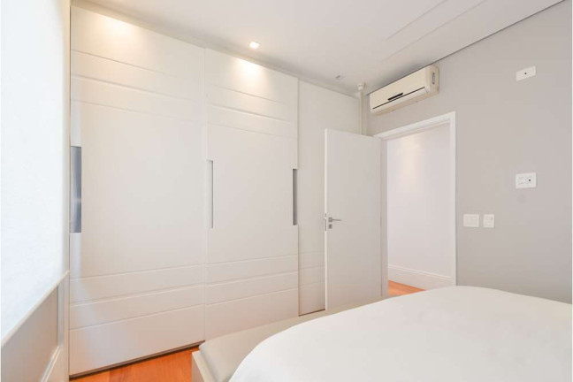 Imagem Apartamento com 3 Quartos à Venda, 221 m² em Consolação - São Paulo