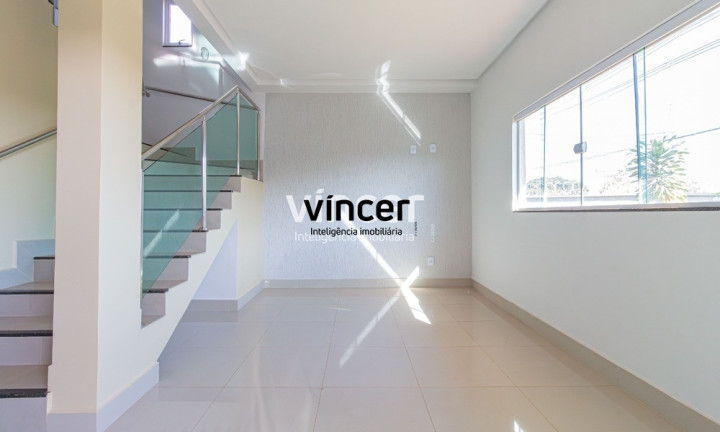 Imagem Casa com 3 Quartos à Venda, 158 m² em Setor Santos Dumont - Goiânia Imagem Casa com 3 Quartos à Venda, 158 m² em Setor Santos Dumont - Goiânia