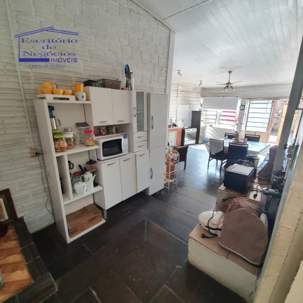 Imagem Casa com 4 Quartos à Venda, 106 m² em Santa Tereza - Porto Alegre Imagem Casa com 4 Quartos à Venda, 106 m² em Santa Tereza - Porto Alegre