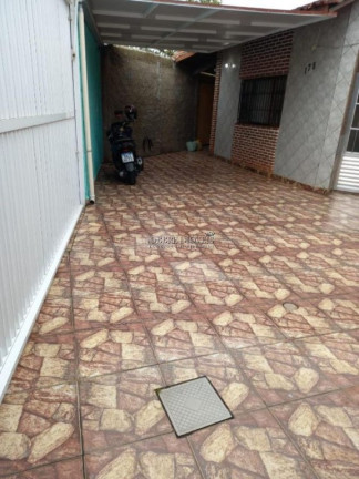 Imagem Casa com 3 Quartos à Venda, 170 m² em Solemar - Praia Grande Imagem Casa com 3 Quartos à Venda, 170 m² em Solemar - Praia Grande