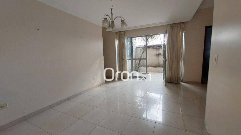 Imagem Casa com 6 Quartos à Venda, 315 m² em Setor Leste Universitário - Goiânia Imagem Casa com 6 Quartos à Venda, 315 m² em Setor Leste Universitário - Goiânia