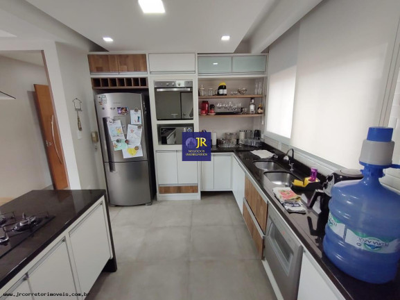 Imagem Apartamento com 3 Quartos à Venda, 150 m² em Itapoã - Vila Velha