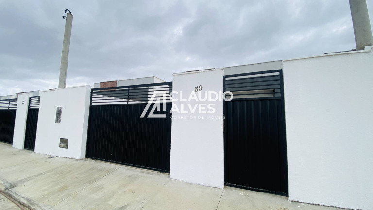 Imagem Casa com 2 Quartos à Venda, 52 m² em Mangabeira - Feira De Santana Imagem Casa com 2 Quartos à Venda, 52 m² em Mangabeira - Feira De Santana