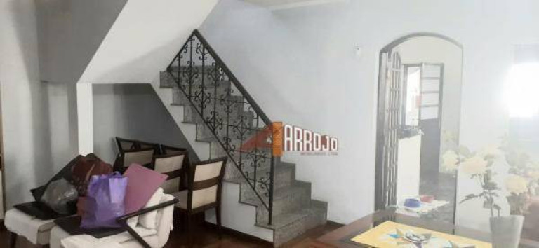 Imagem Sobrado com 3 Quartos à Venda, 214 m² em Penha De França - São Paulo Imagem Sobrado com 3 Quartos à Venda, 214 m² em Penha De França - São Paulo