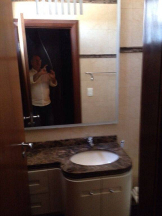 Imagem Apartamento com 2 Quartos à Venda, 127 m² em Centro - Taubaté