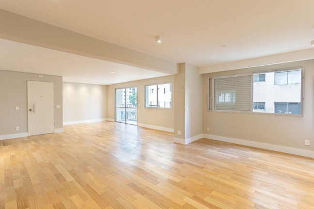 Imagem Apartamento com 2 Quartos à Venda, 161 m² em Moema - São Paulo Imagem Apartamento com 2 Quartos à Venda, 161 m² em Moema - São Paulo