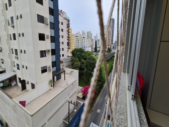 Imagem Imóvel com 2 Quartos à Venda, 85 m² em Centro - Balneário Camboriú Imagem Imóvel com 2 Quartos à Venda, 85 m² em Centro - Balneário Camboriú