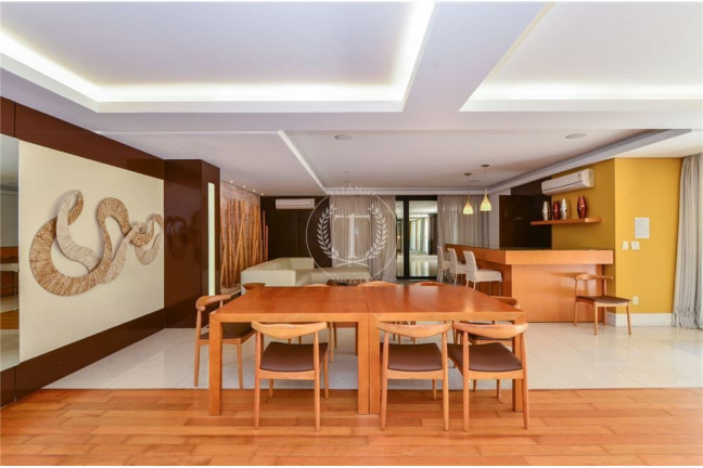 Imagem Apartamento com 3 Quartos à Venda, 159 m² em Real Parque - São Paulo Imagem Apartamento com 3 Quartos à Venda, 159 m² em Real Parque - São Paulo