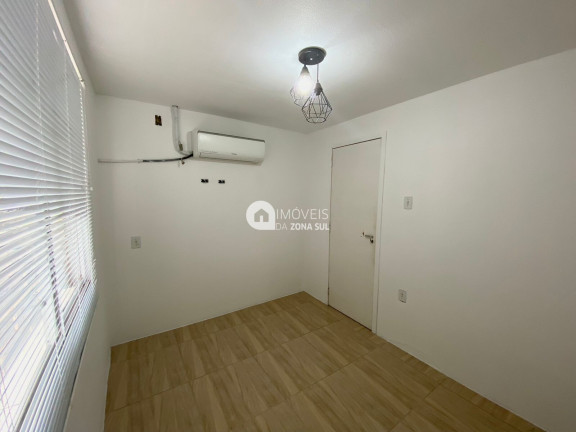 Imagem Casa com 3 Quartos à Venda, 70 m² Imagem Casa com 3 Quartos à Venda, 70 m²