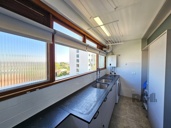 Imagem Apartamento com 3 Quartos à Venda, 166 m² em São João - Porto Alegre Imagem Apartamento com 3 Quartos à Venda, 166 m² em São João - Porto Alegre
