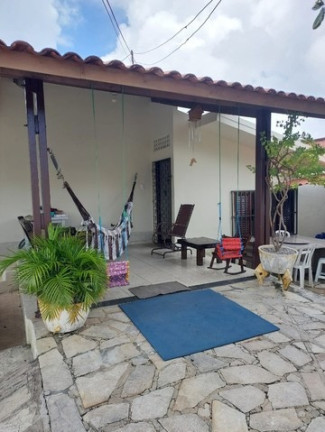 Imagem Casa com 3 Quartos à Venda, 217 m² em Jardim Cidade Universitária - João Pessoa Imagem Casa com 3 Quartos à Venda, 217 m² em Jardim Cidade Universitária - João Pessoa