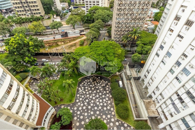 Imagem Apartamento com 3 Quartos à Venda, 178 m² em Itaim Bibi - São Paulo