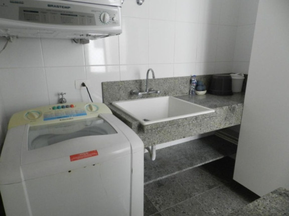 Imagem Imóvel com 3 Quartos à Venda, 200 m² em Centro - Balneário Camboriú Imagem Imóvel com 3 Quartos à Venda, 200 m² em Centro - Balneário Camboriú