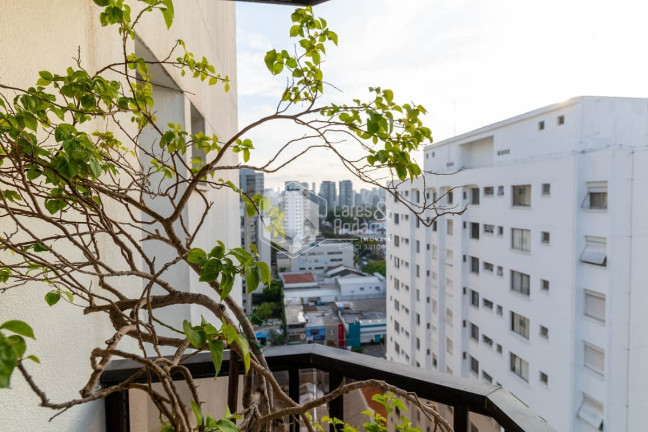 Imóvel com 1 Quarto à Venda, 81 m² em Moema - São Paulo